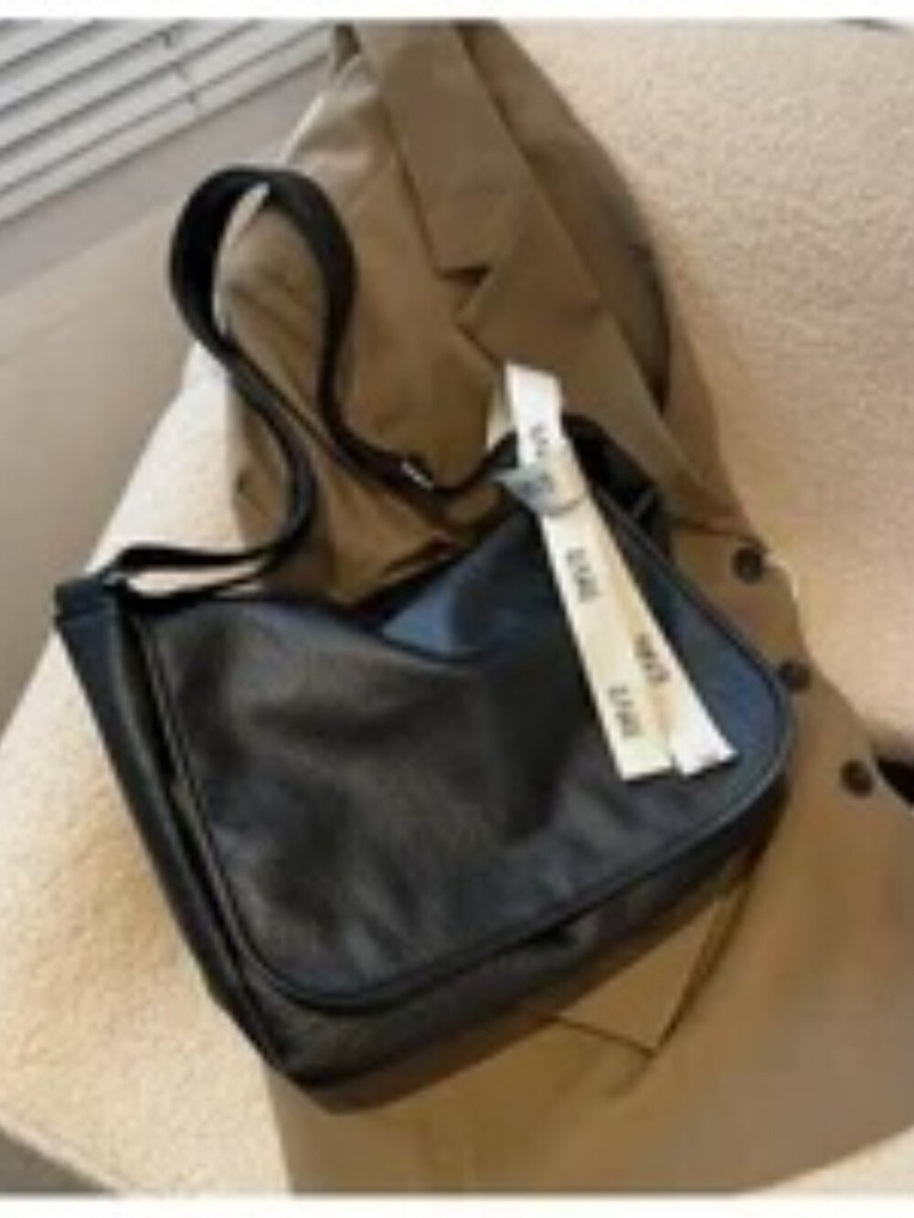 Unisex Faux Leather Large Capacity Messenger Bag in Black